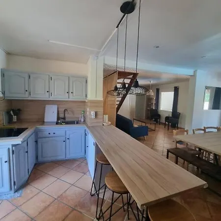 Maison Avec Piscine Au Coeur Des Gorges De L'ardeche Σπίτι διακοπών *