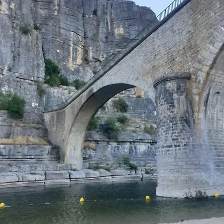Maison Avec Piscine Au Coeur Des Gorges De L'ardeche Σπίτι διακοπών *